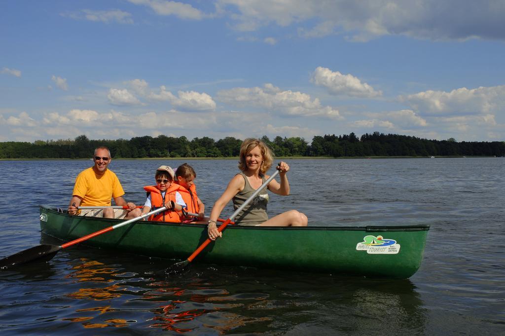 Camping-Und Ferienpark Havelberge Gross Quassow 외부 사진